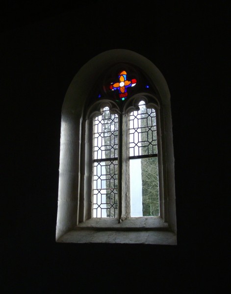 Notre Dame des Neiges - Plouëc-du-Trieux 2015 - vue intérieure fenêtre sud-ouest